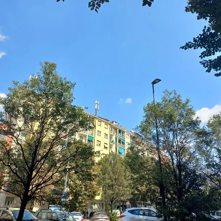 A Due Passi Metro Bengasi Cir 00127203858 * Turin